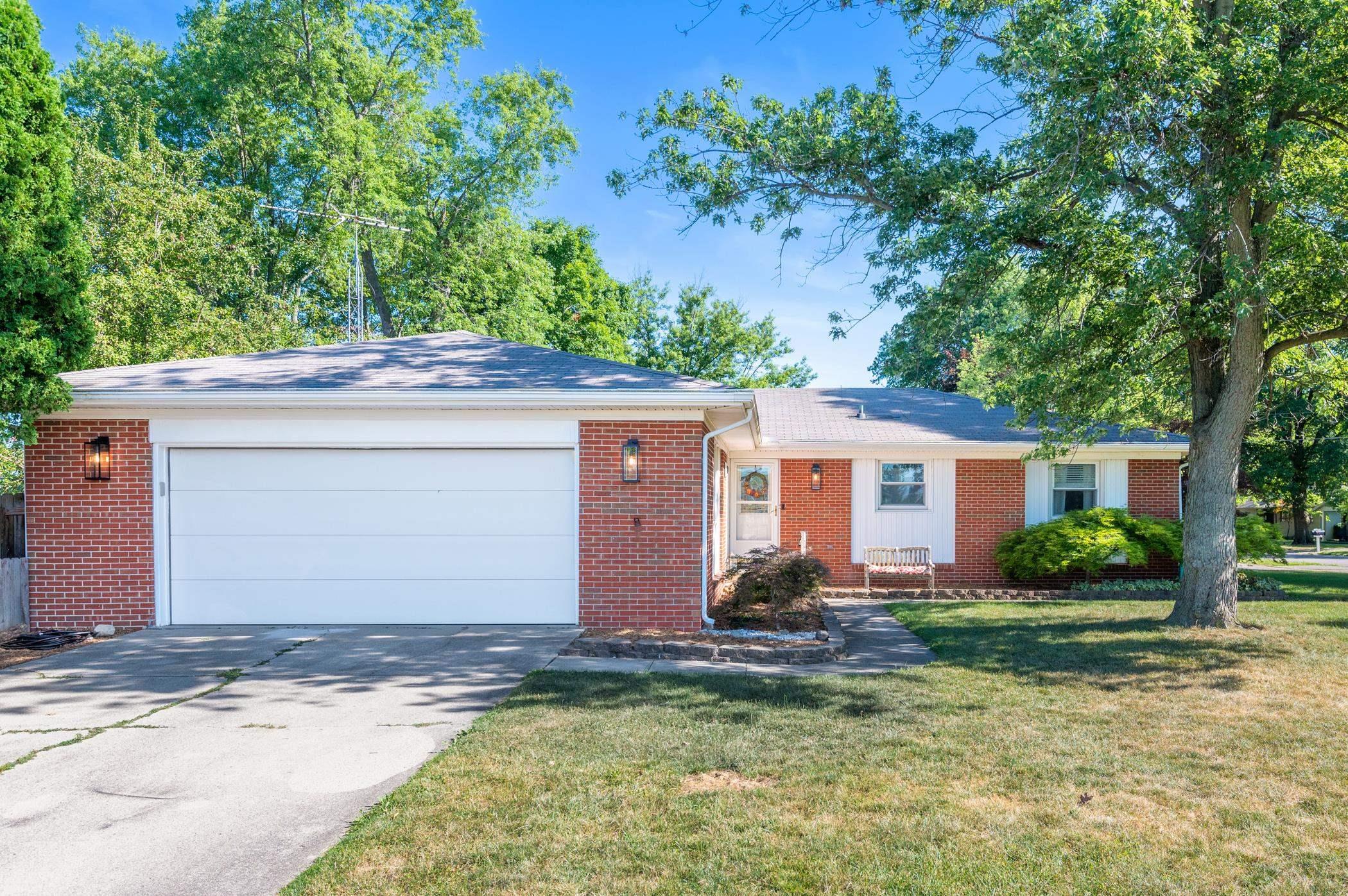 4101 North Manchester Road Muncie, IN 47304 - Photo 2 of 28