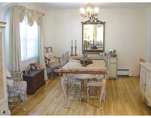 20 Wendell Road Newton, MA 02459 - Photo 6 of 11 a dining room with furniture and window