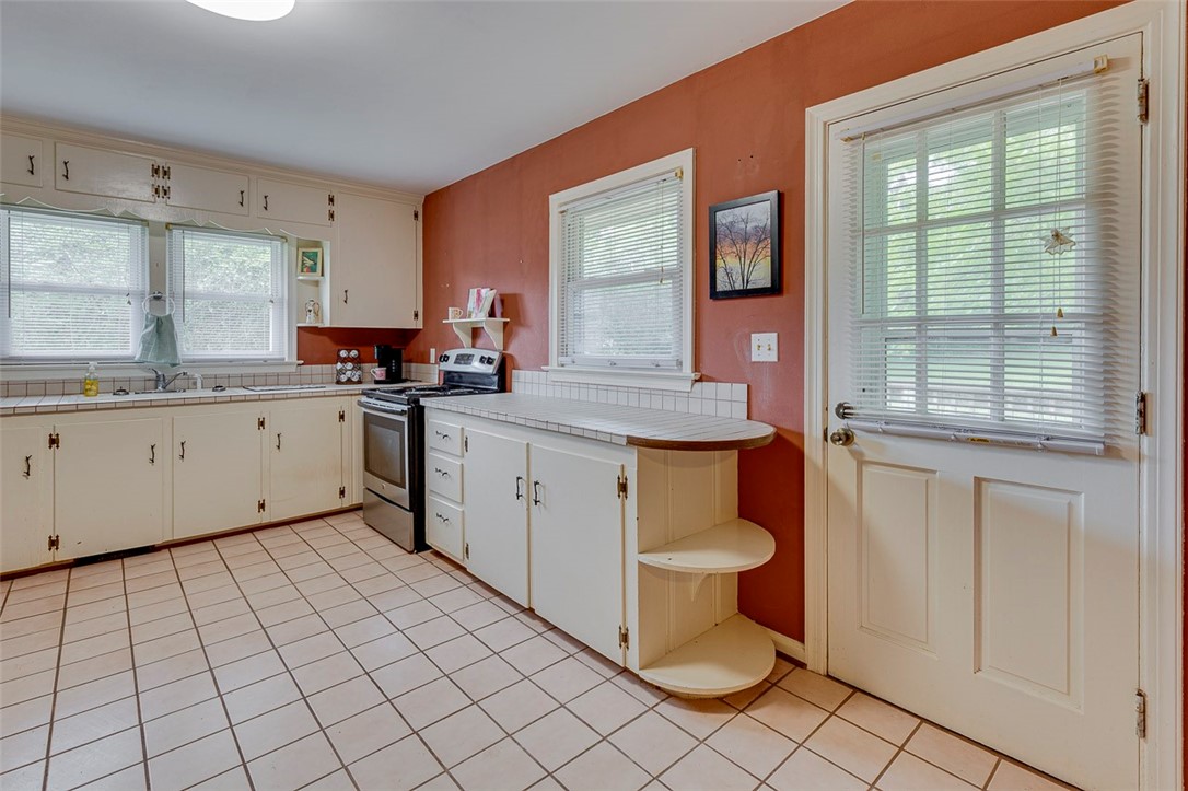 2501 Neville Way Anderson, SC 29621 - Photo 15 of 25