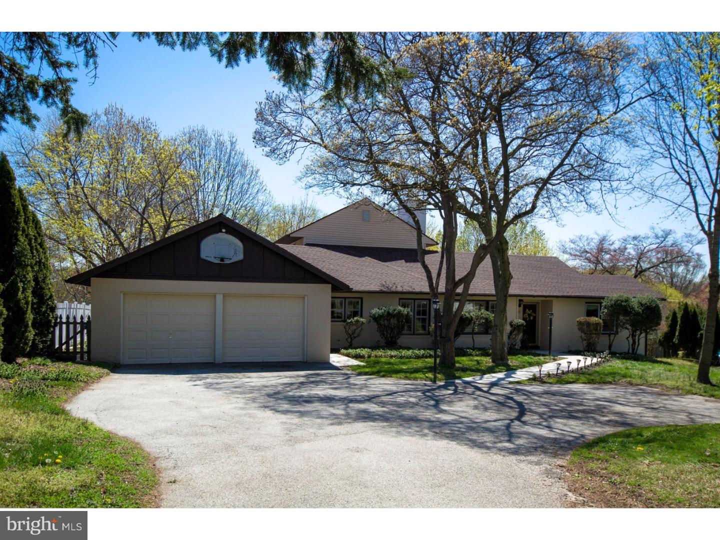 601 Beatty Road Springfield, PA 19064 - Photo 1 of 25 Exterior Front