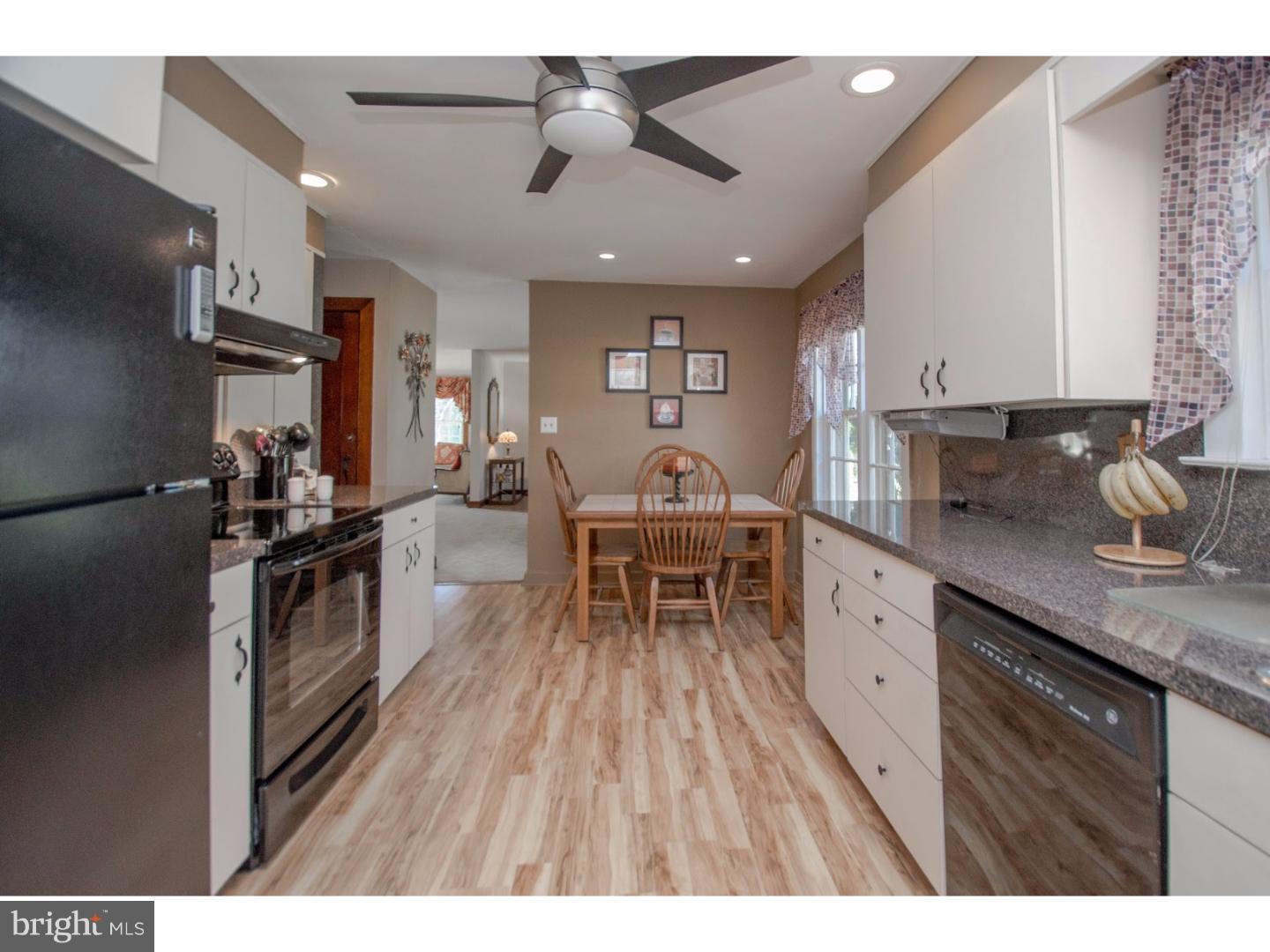 601 Beatty Road Springfield, PA 19064 - Photo 4 of 25 Kitchen