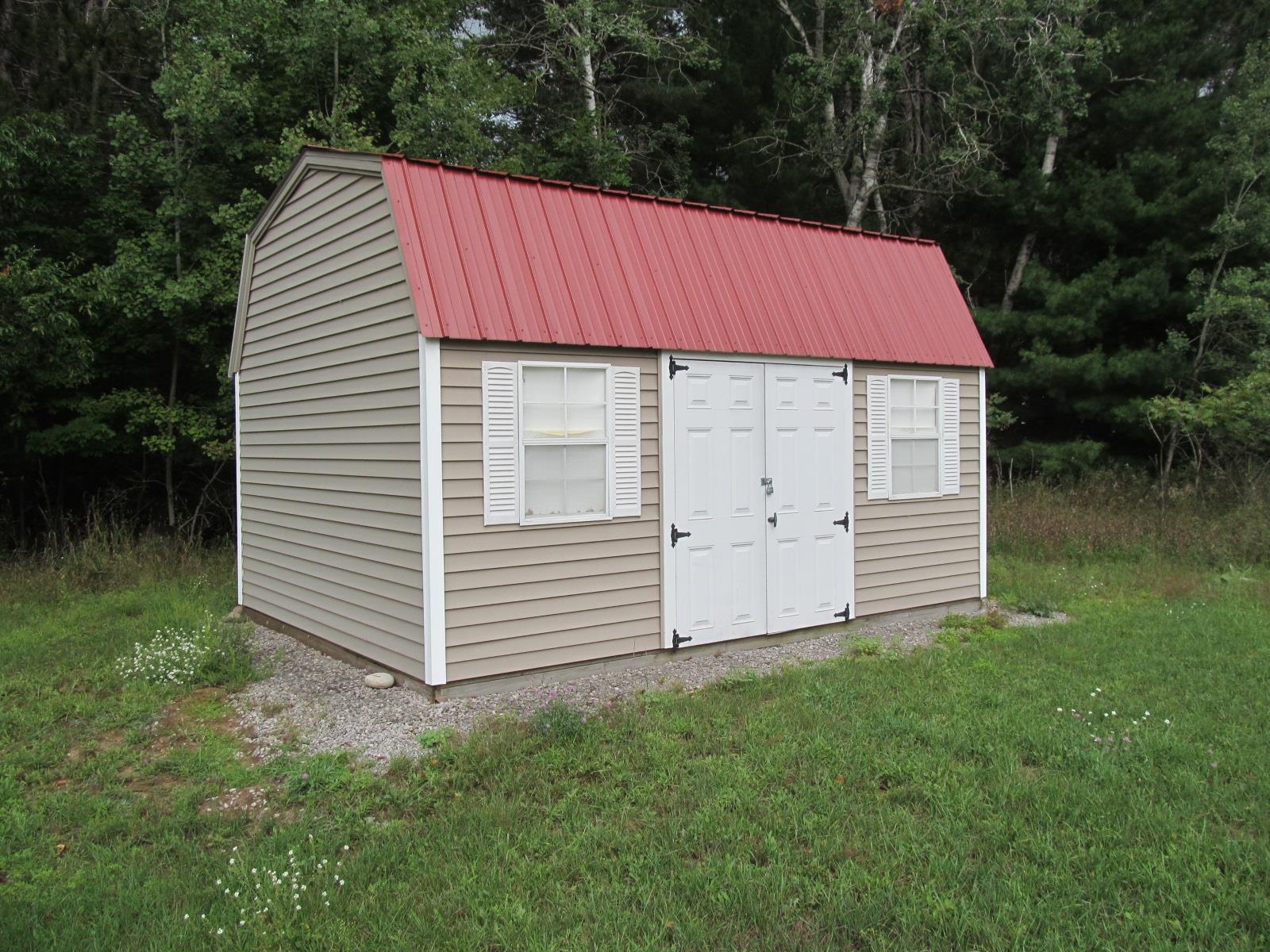 8402 South 39 Road Cadillac, MI 49601 - Photo 17 of 18 Gallery Image 17