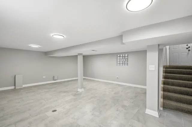 $2,500 | 7823 South May Street, Chicago, IL 60620