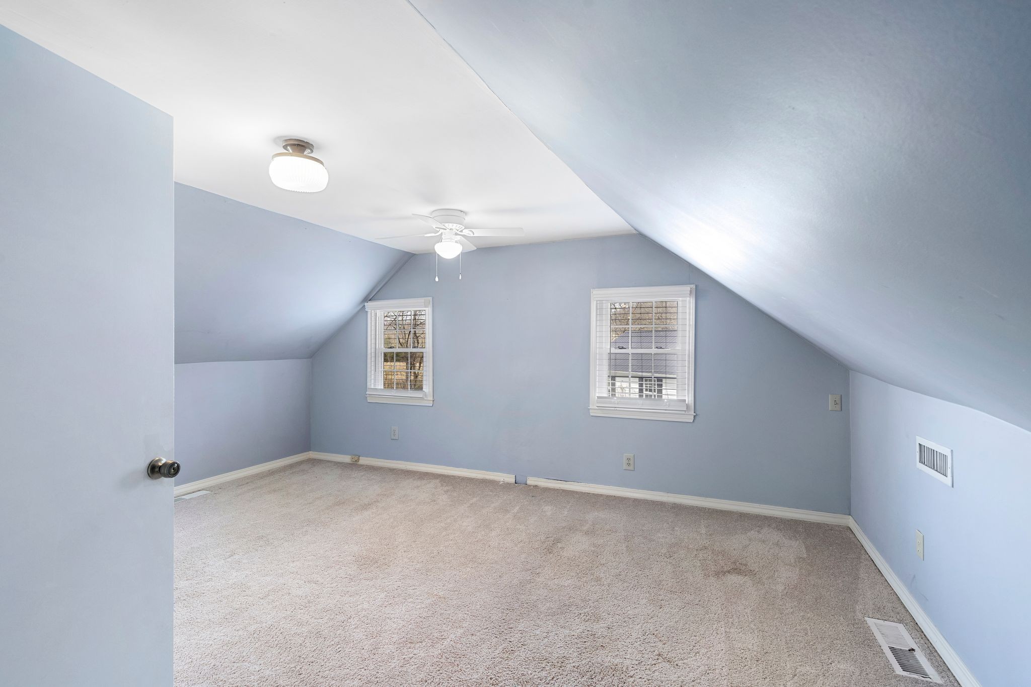 420 Beechwood Road Bell Buckle, TN 37020 - Photo 28 of 57 a view of an empty room with a window