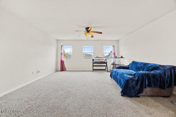 8994 Wynne Street Reno, NV 89506 - Photo 21 of 26 a living room with furniture