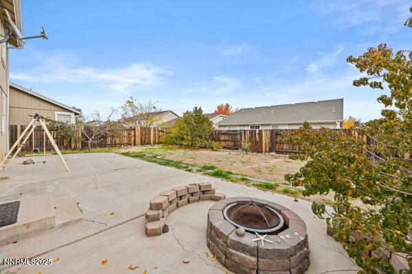 8994 Wynne Street Reno, NV 89506 - Photo 25 of 26 a view of outdoor space and yard