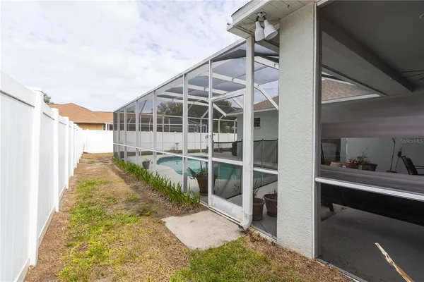 $490,000 | 1812 Flower Branch Way, Valrico, FL 33594