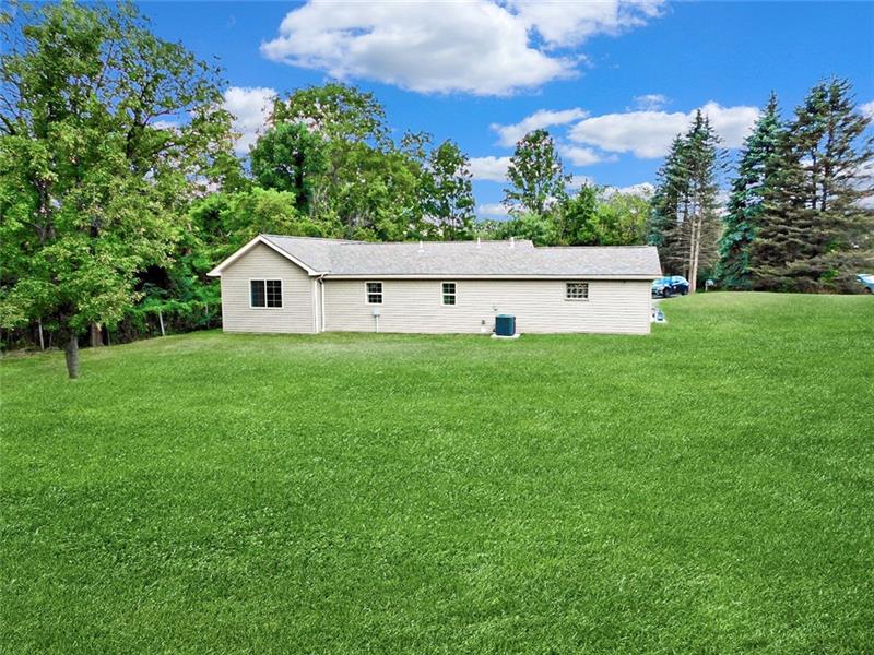 2202 Old Butler Road New Castle, PA 16101 - Photo 3 of 17