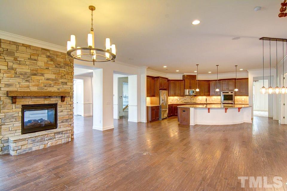 2405 Trenton Park Lane Raleigh, NC 27607 - Photo 13 of 29