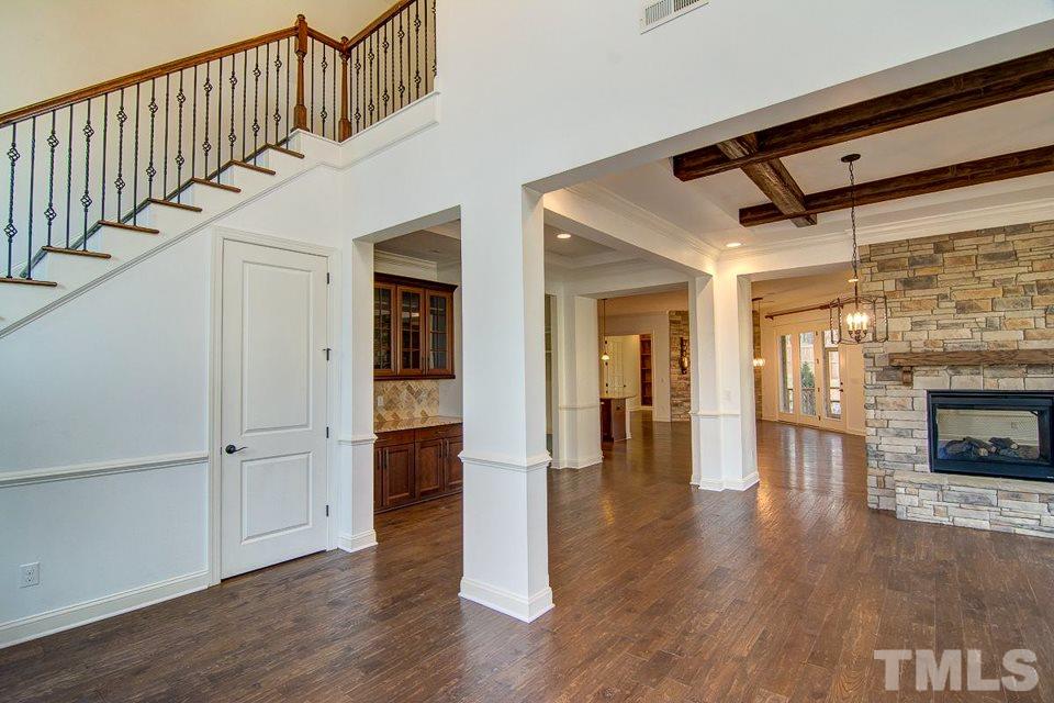 2405 Trenton Park Lane Raleigh, NC 27607 - Photo 6 of 29