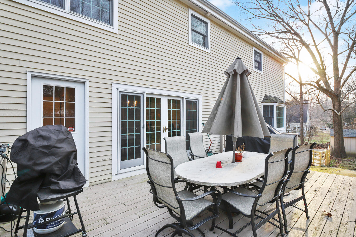 481 Flax Hill Road Norwalk, CT 06854 - Photo 24 of 28 481 Flax Hill Rd Norwalk CT-large-044-04