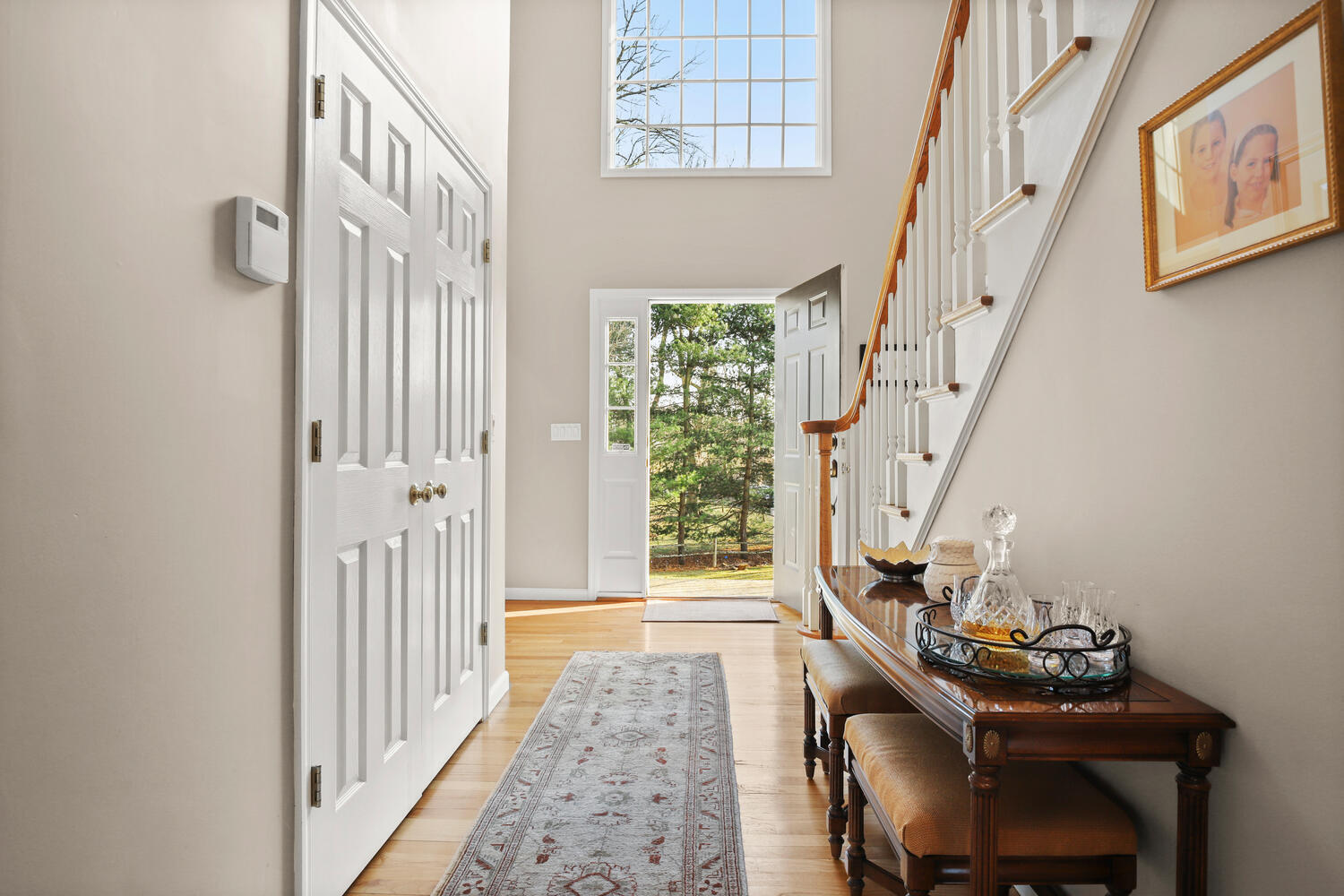 481 Flax Hill Road Norwalk, CT 06854 - Photo 4 of 28 481 Flax Hill Rd Norwalk CT-large-009-00