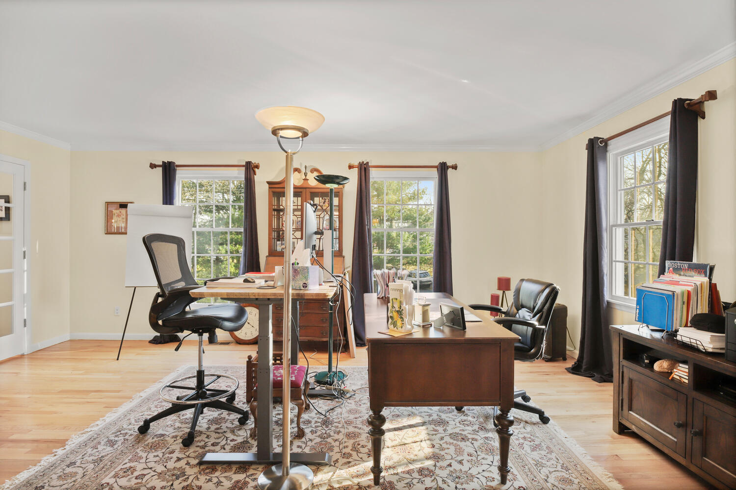 481 Flax Hill Road Norwalk, CT 06854 - Photo 5 of 28 481 Flax Hill Rd Norwalk CT-large-014-01