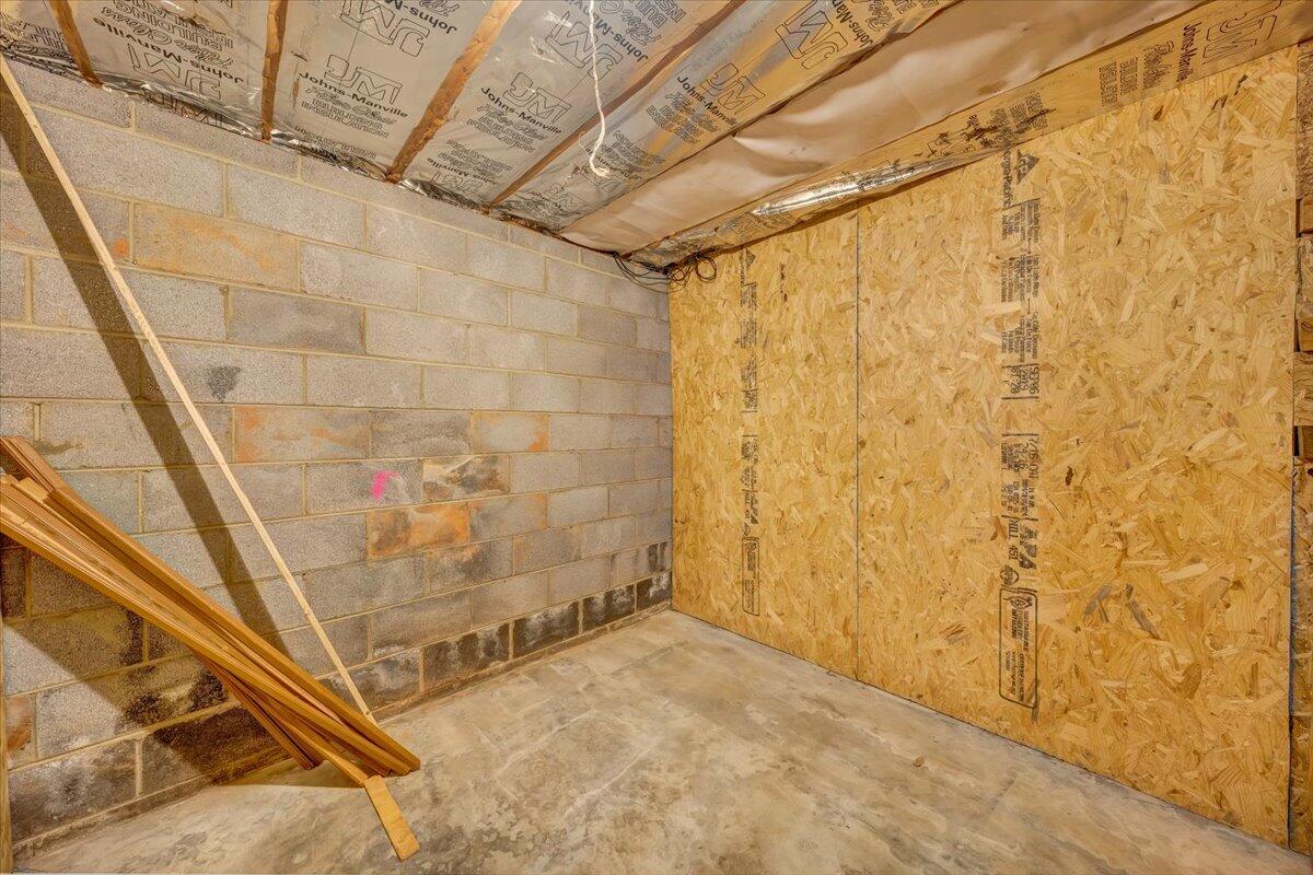 220 Gray Ridge Road Henry, VA 24102 - Photo 22 of 30 22-MIB01748