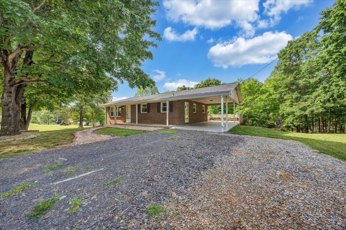 220 Gray Ridge Road Henry, VA 24102 - Photo 3 of 30 23-MIB01760