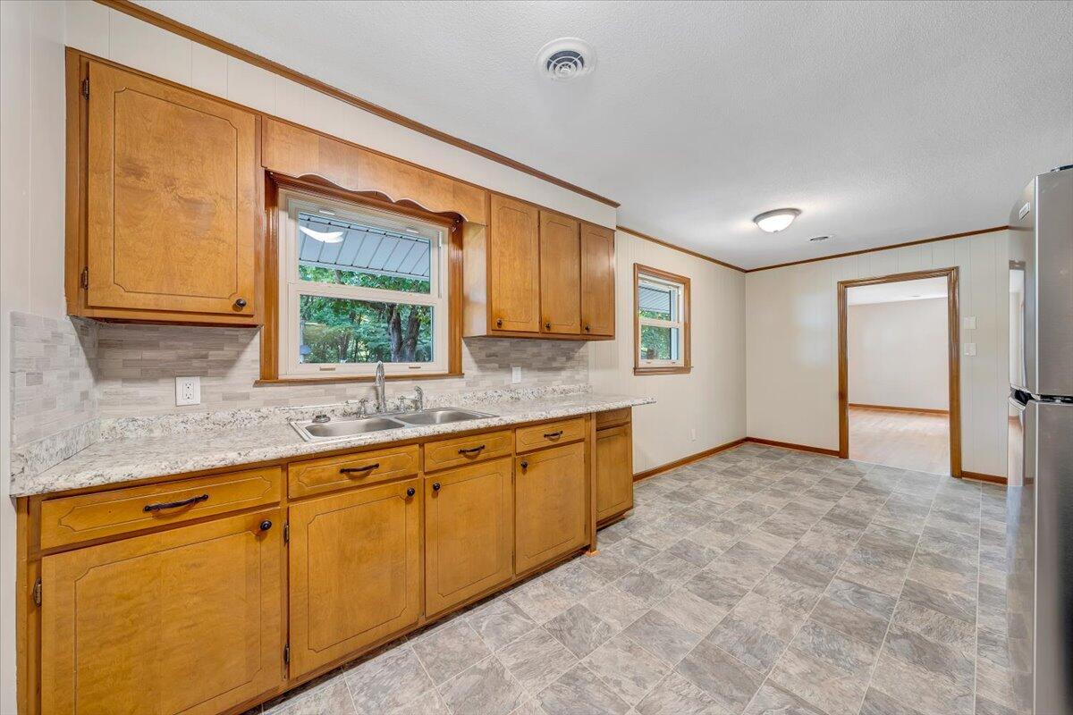 220 Gray Ridge Road Henry, VA 24102 - Photo 9 of 30 10-MIB01709
