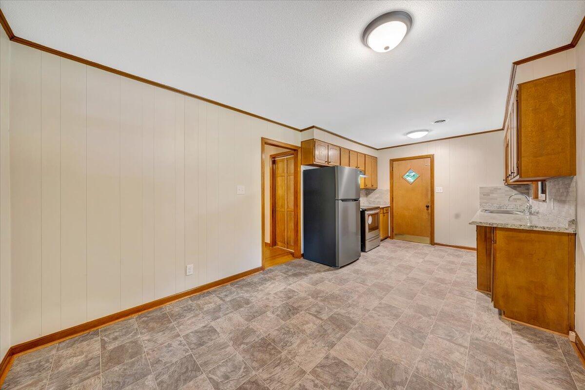 220 Gray Ridge Road Henry, VA 24102 - Photo 10 of 30 07-MIB01700
