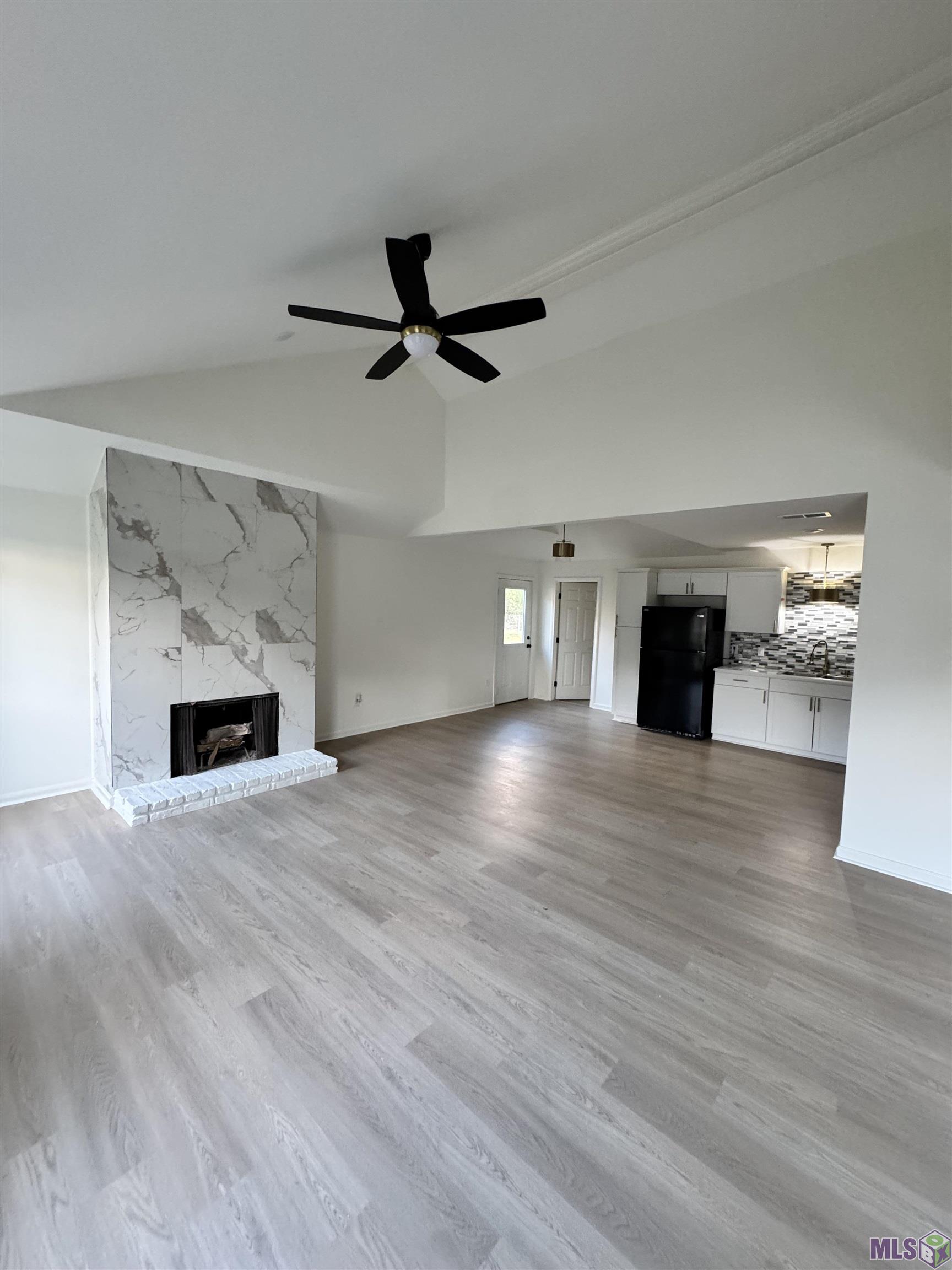 1835 General Cleburne Avenue Baton Rouge, LA 70810 - Photo 2 of 29