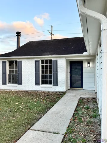 $1,975 | 1835 General Cleburne Avenue, Baton Rouge, LA 70810