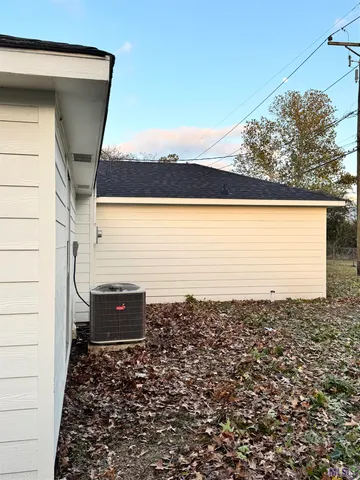 $1,975 | 1835 General Cleburne Avenue, Baton Rouge, LA 70810