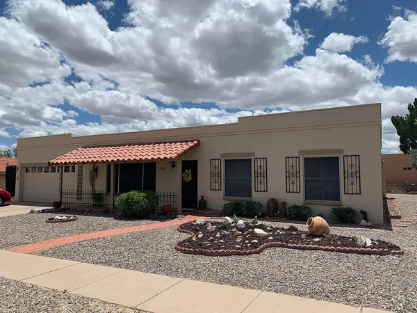 $1,795 | 101 West Calle Montana Jack, Green Valley, AZ 85614