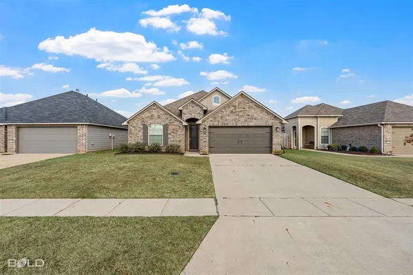 $279,900 | 4180 Grassy Lake Drive, Bossier City, LA 71111