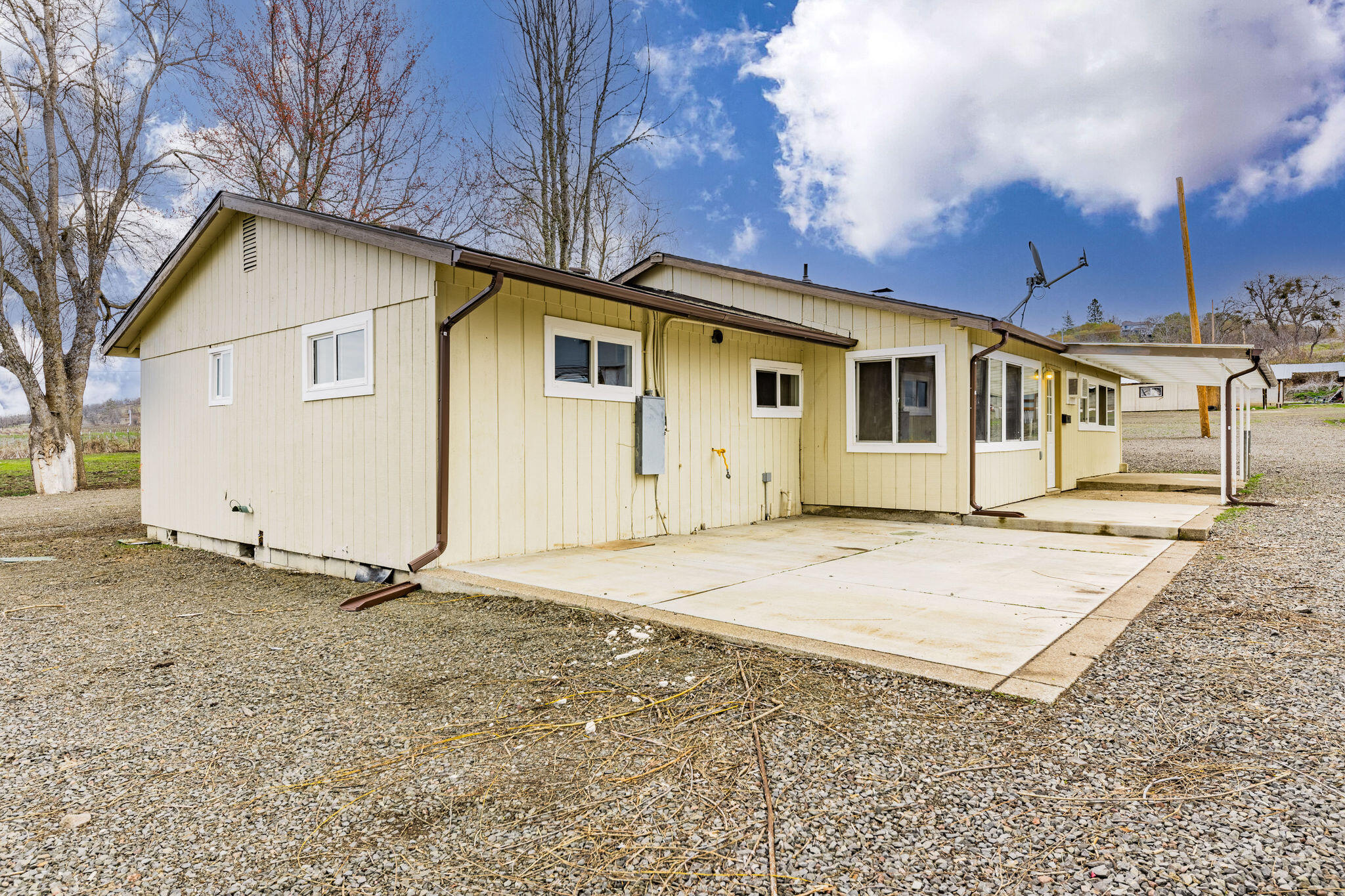 612 Brownsboro-Meridian Road Eagle Point, OR 97524 - Photo 11 of 63 HD-28