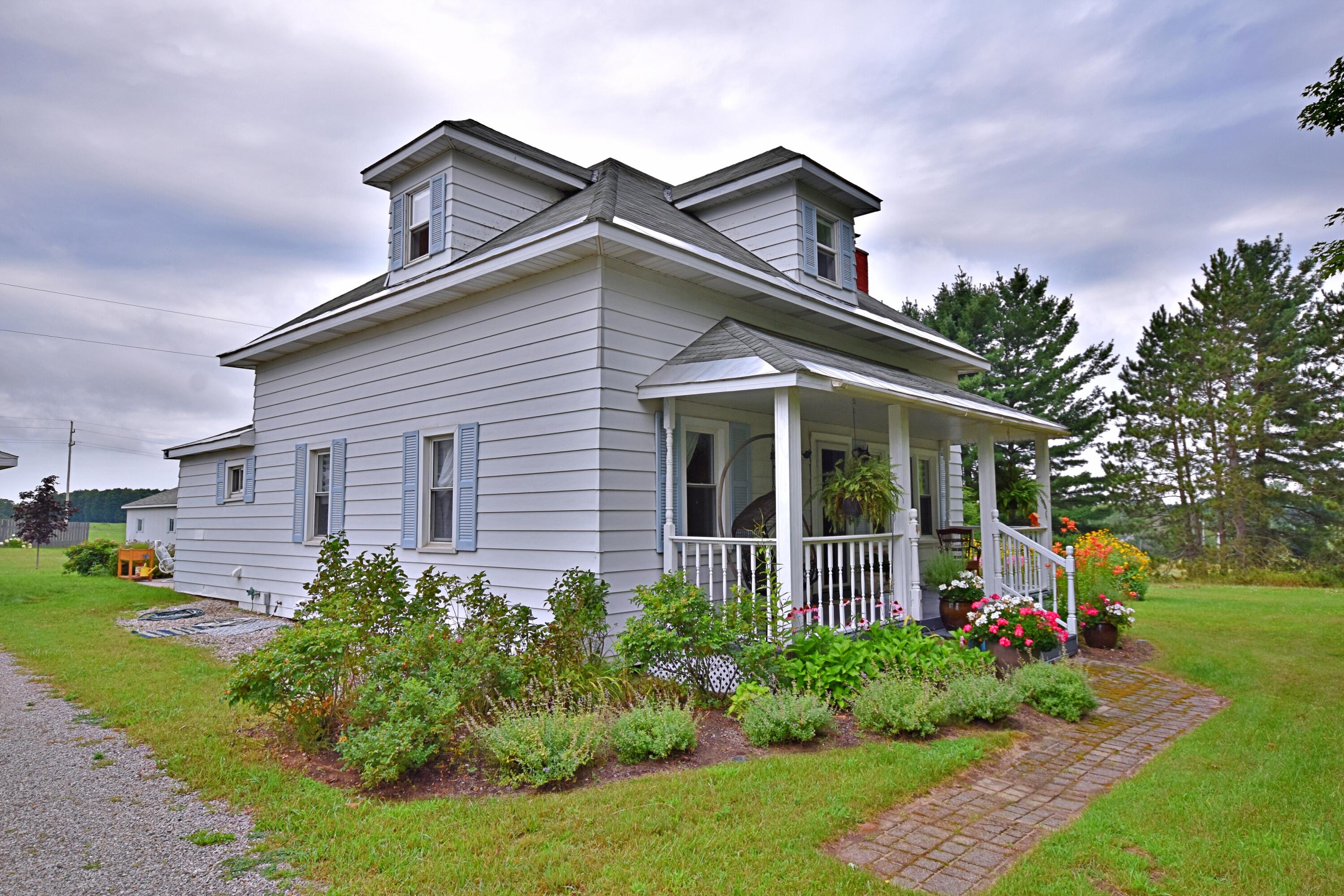 15160 Harlan Road Copemish, MI 49625 - Photo 5 of 65 batch_DSC_0605