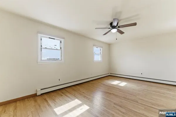 $2,900 | 370 Henry Street, Unit 2, Fairview, NJ 07022