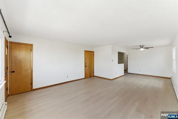 $2,900 | 370 Henry Street, Unit 2, Fairview, NJ 07022