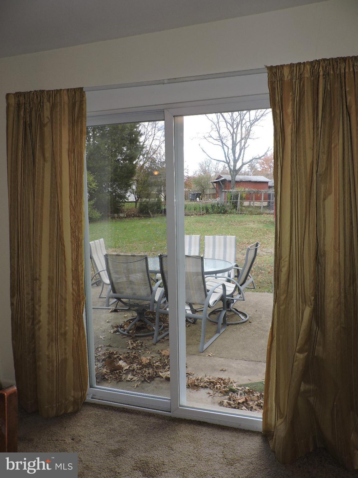 606 Poplar Road Sterling, VA 20164 - Photo 16 of 24 Doors to Outside Dining Patio