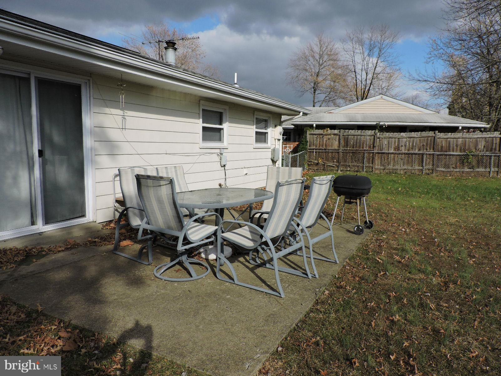 606 Poplar Road Sterling, VA 20164 - Photo 17 of 24 Back Patio for Summer Dining
