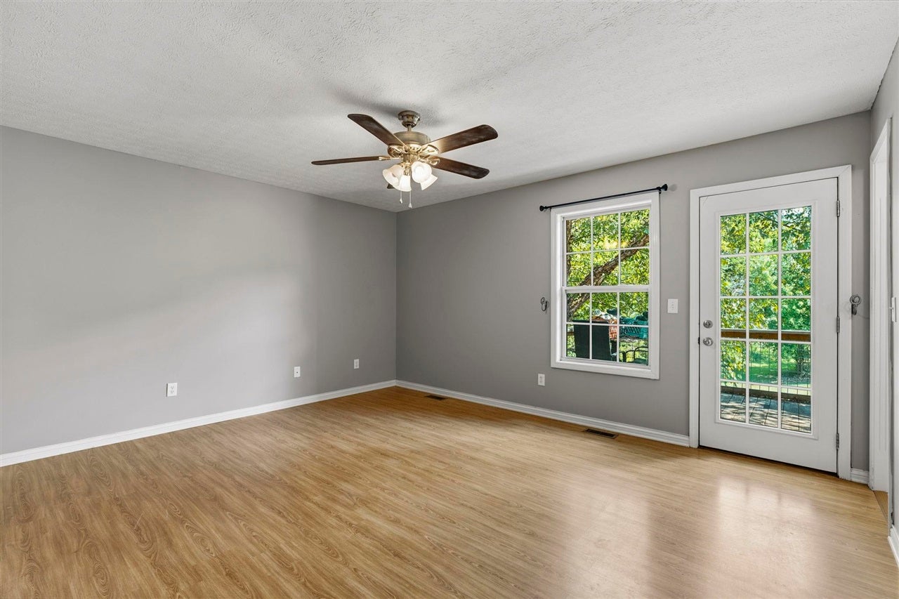 191 George Little Road Franklin, KY 42134 - Photo 11 of 52 Gallery Image 11