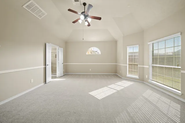 $2,800 | 1915 Stable Stone Lane, Pearland, TX 77581