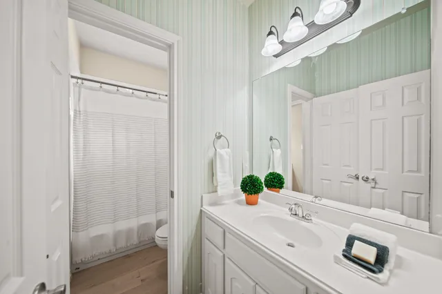 $2,800 | 1915 Stable Stone Lane, Pearland, TX 77581