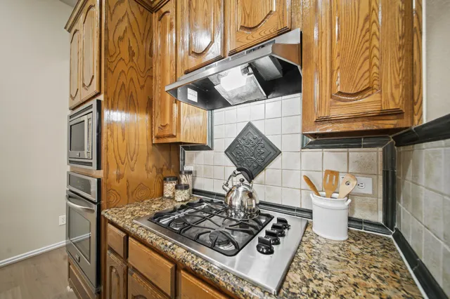 $2,800 | 1915 Stable Stone Lane, Pearland, TX 77581