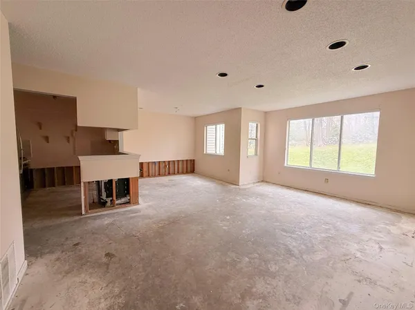 $310,000 | 27 Bayberry Drive, Peekskill, NY 10566