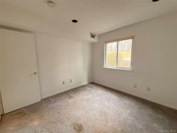 $310,000 | 27 Bayberry Drive, Peekskill, NY 10566