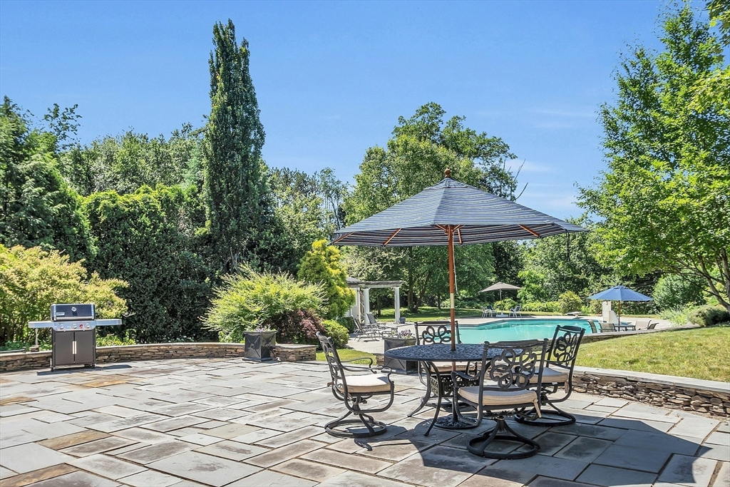 326 Great Pond Road North Andover, MA 01845 - Photo 38 of 42 Gallery Image 38