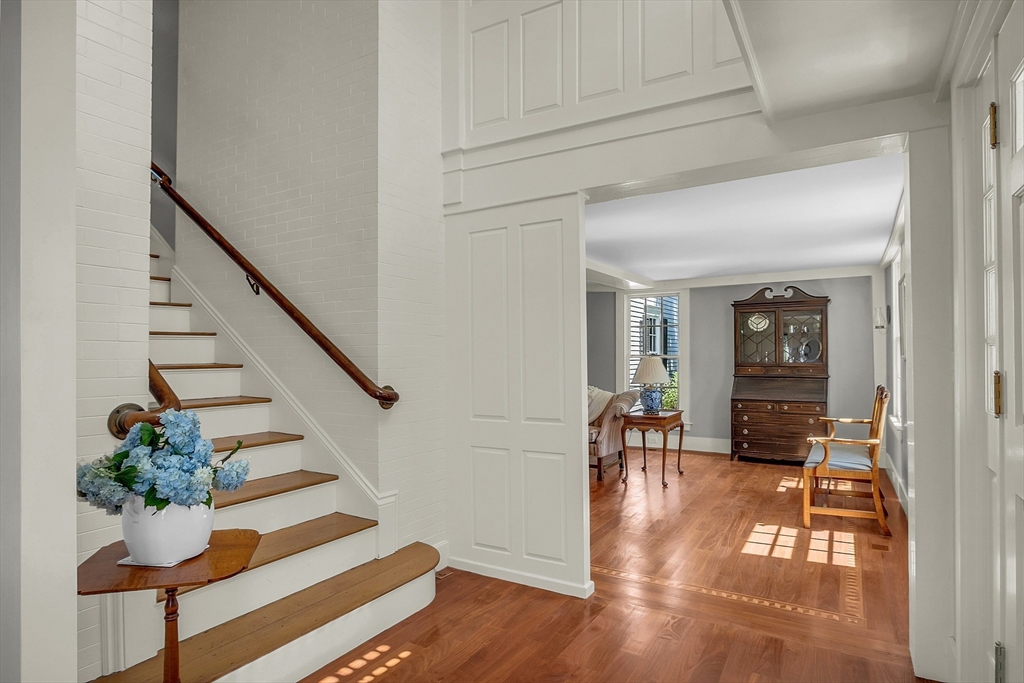 326 Great Pond Road North Andover, MA 01845 - Photo 4 of 42 Gallery Image 4