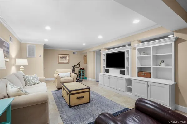 $2,195,000 | 80 Forest Avenue, New Rochelle, NY 10804