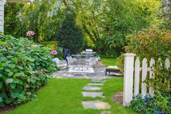 $2,195,000 | 80 Forest Avenue, New Rochelle, NY 10804