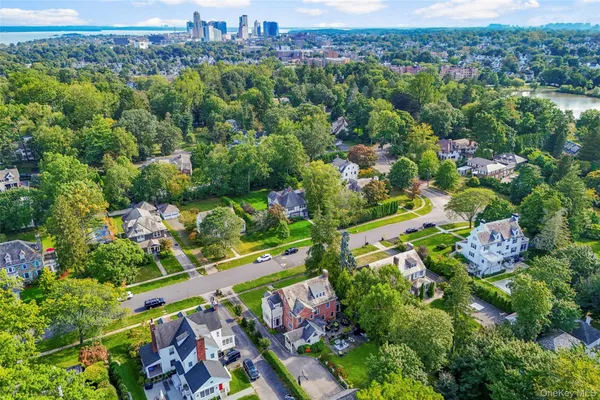 $2,195,000 | 80 Forest Avenue, New Rochelle, NY 10804
