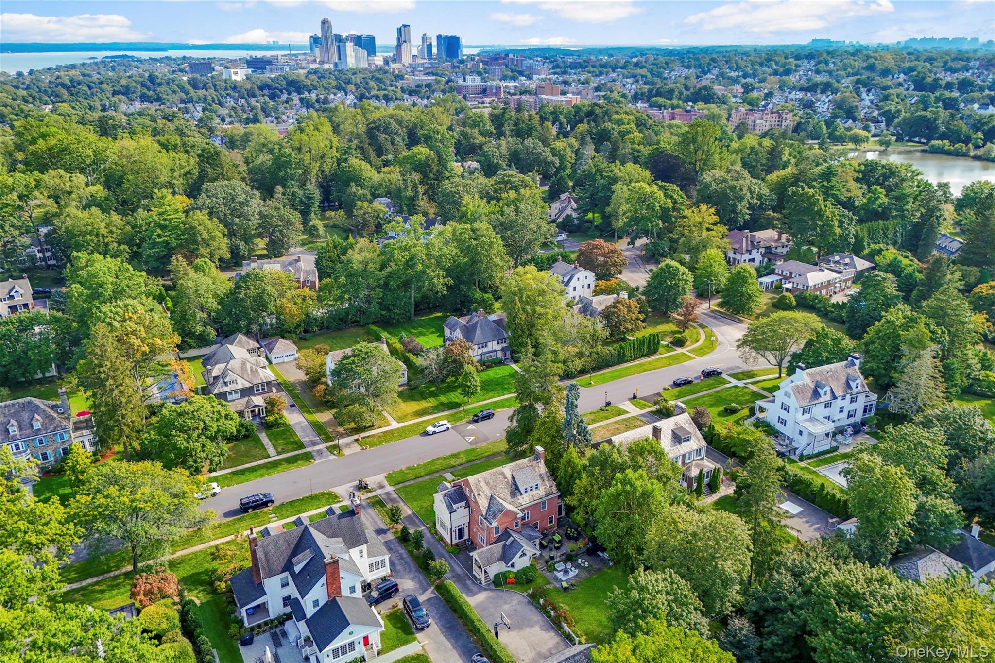 80 Forest Avenue New Rochelle, NY 10804 - Photo 44 of 48 a view of a city