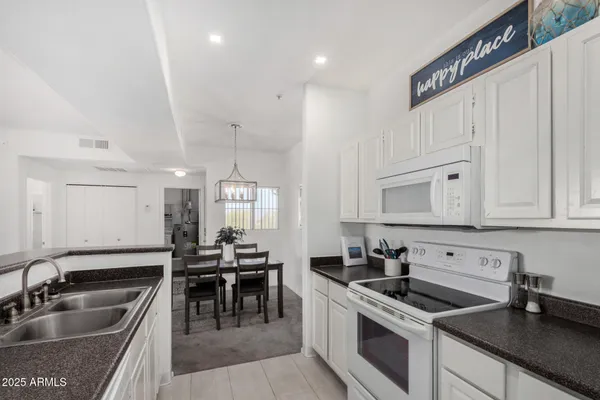 $275,000 | 13700 North Fountain Hills Boulevard, Unit 235, Fountain Hills, AZ 85268