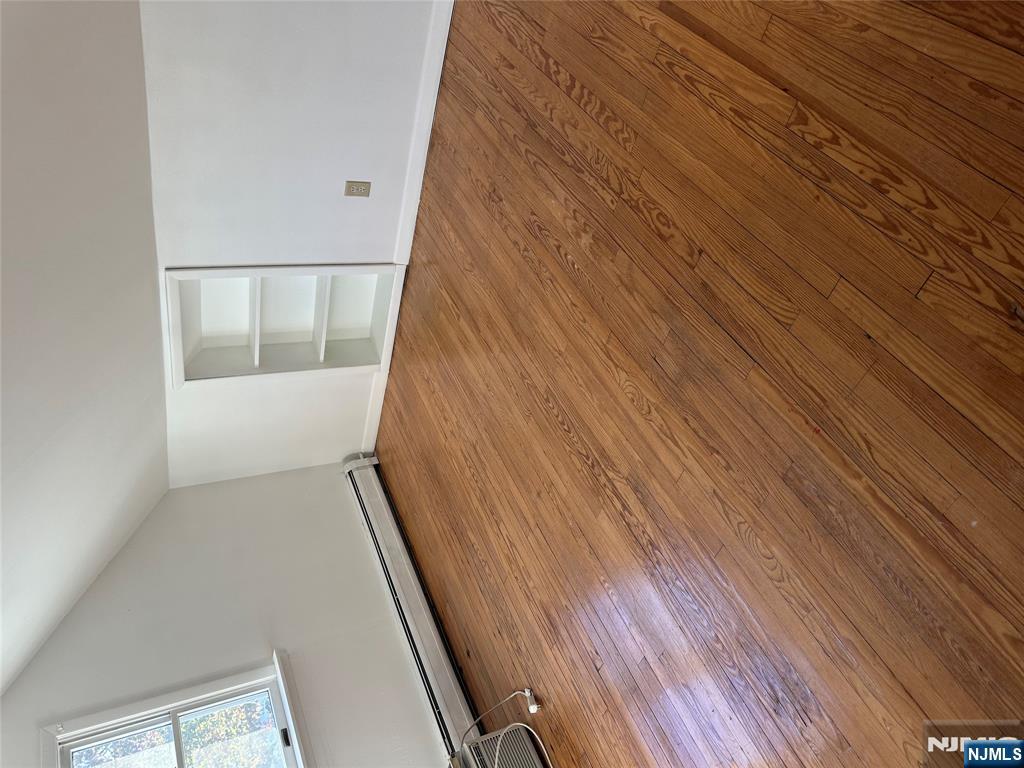 679 Midwood Road Ridgewood, NJ 07450 - Photo 11 of 17