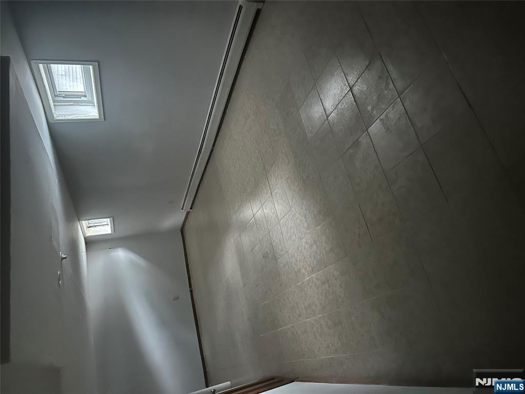 679 Midwood Road Ridgewood, NJ 07450 - Photo 13 of 17