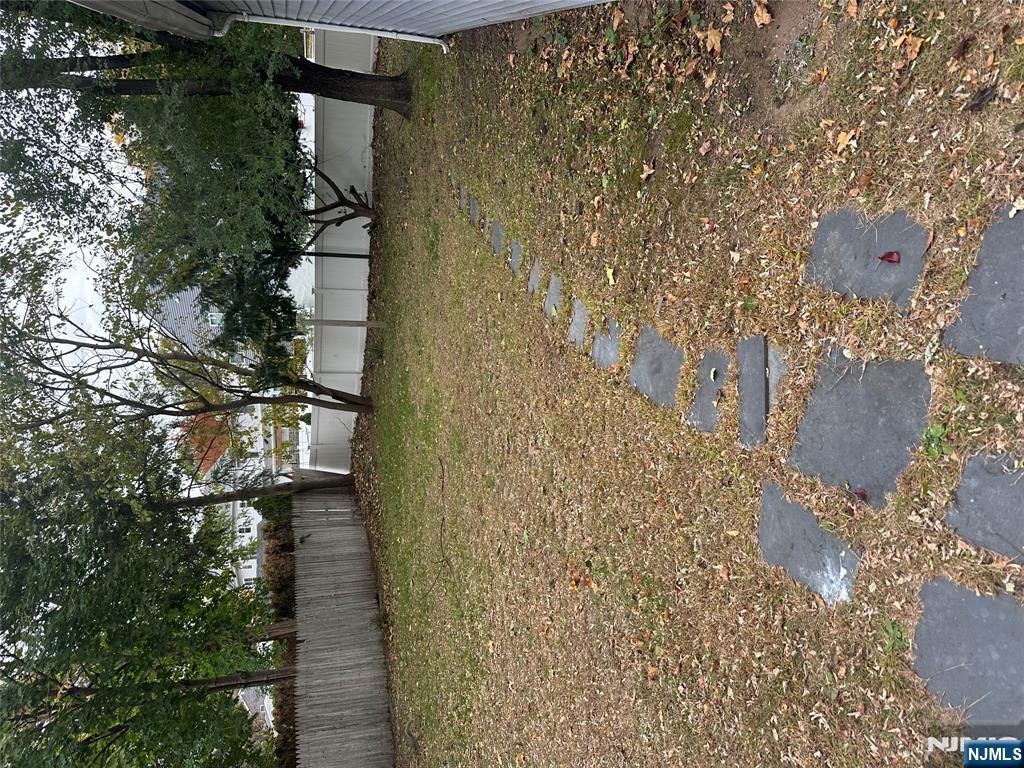 679 Midwood Road Ridgewood, NJ 07450 - Photo 17 of 17