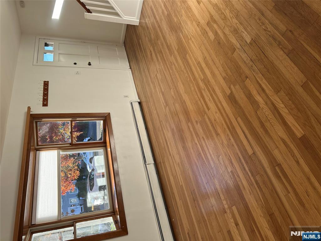 679 Midwood Road Ridgewood, NJ 07450 - Photo 2 of 17