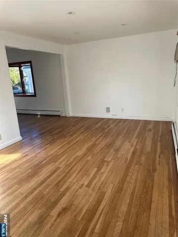 $3,790 | 679 Midwood Road, Ridgewood, NJ 07450